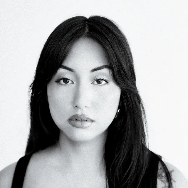 Leah Kyveli